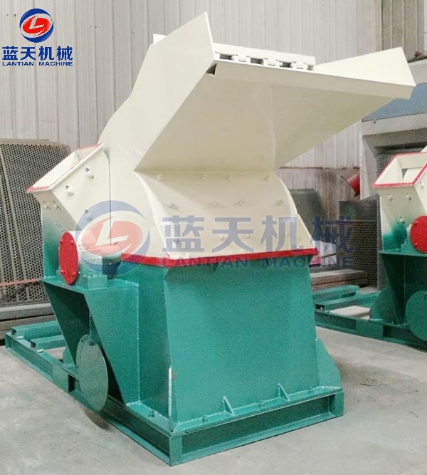 Sawdust Crusher Machine