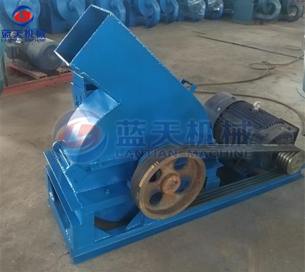 Wood Chips Crusher Machine